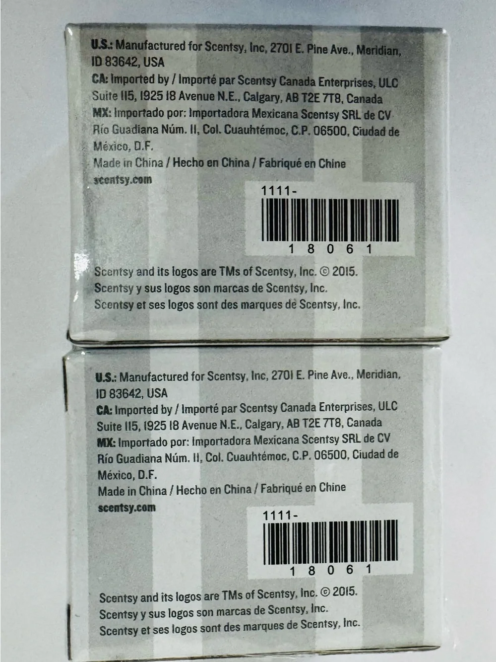 Scentsy 20-Watt Bulbs in White and Green Packaging
